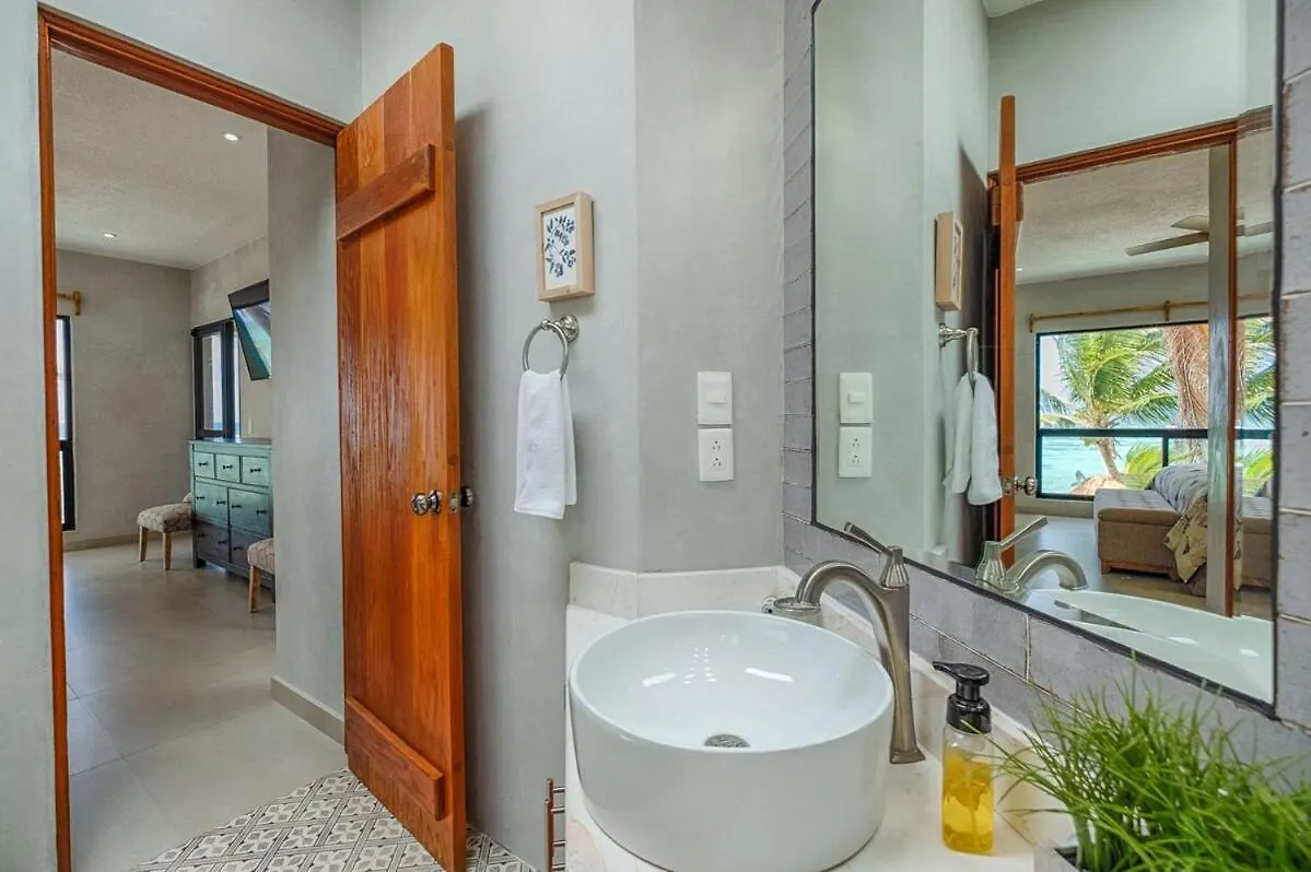 Breeze House - Paradise Awaits Akumal Villa